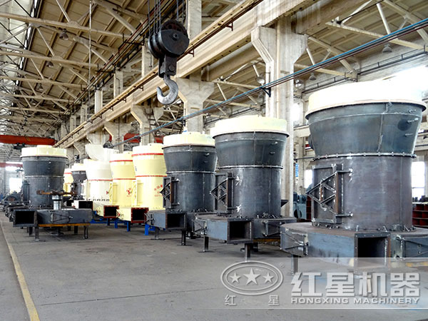 磨粉機生產(chǎn)車間 磨粉機生產(chǎn)車間