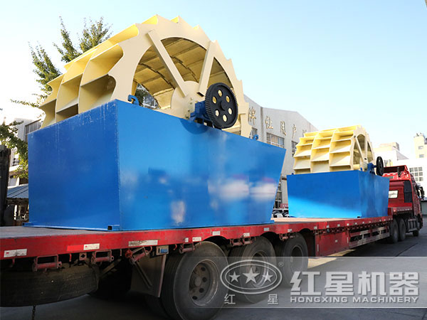 三輪洗砂機發(fā)貨現(xiàn)場 三輪洗砂機發(fā)貨現(xiàn)場