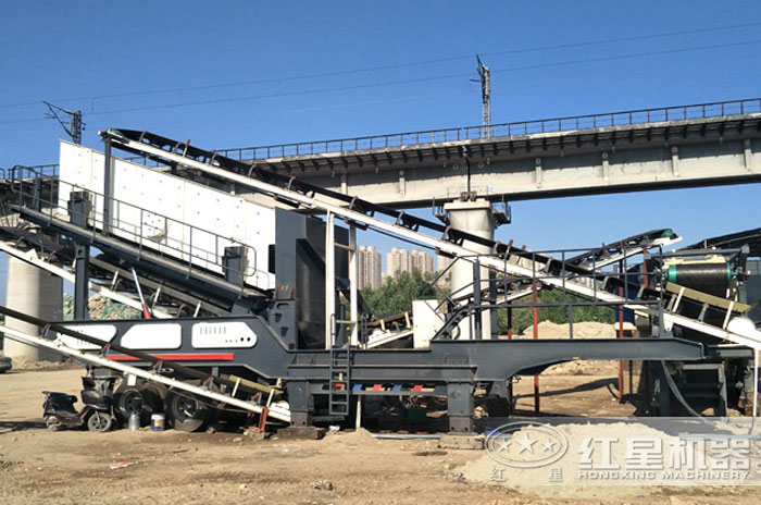 振動篩沙機還是可移動的好，流動作業(yè)隨時轉場