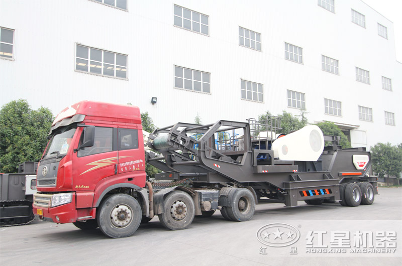 半掛車移動轉(zhuǎn)場 半掛車移動轉(zhuǎn)場