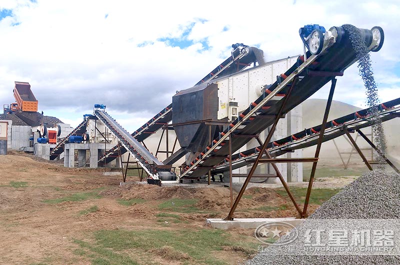 機(jī)制砂生產(chǎn)現(xiàn)場(chǎng) 機(jī)制砂生產(chǎn)現(xiàn)場(chǎng)