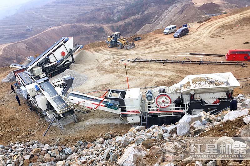 多臺機(jī)器生產(chǎn)現(xiàn)場