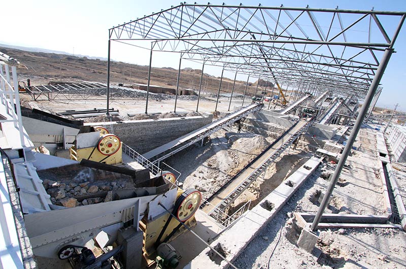 固定式顎式破碎機工作現場