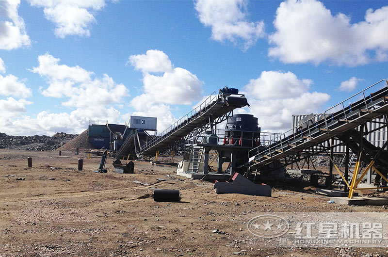 硬巖破碎機_花崗巖破碎案例生產現(xiàn)場 硬巖破碎機_花崗巖破碎案例生產現(xiàn)場