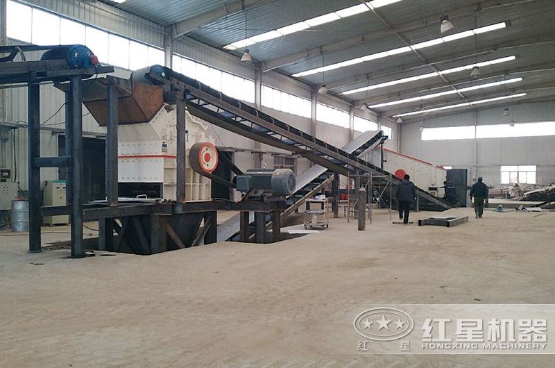 細碎機室內生產現場搭建中 細碎機室內生產現場搭建中