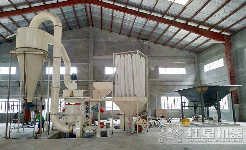 雷蒙磨粉機工作現(xiàn)場實拍 雷蒙磨粉機工作現(xiàn)場實拍