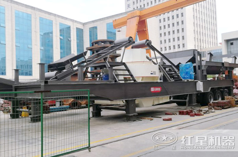 移動式制砂機(jī)廠區(qū)實拍圖 移動式制砂機(jī)廠區(qū)實拍圖