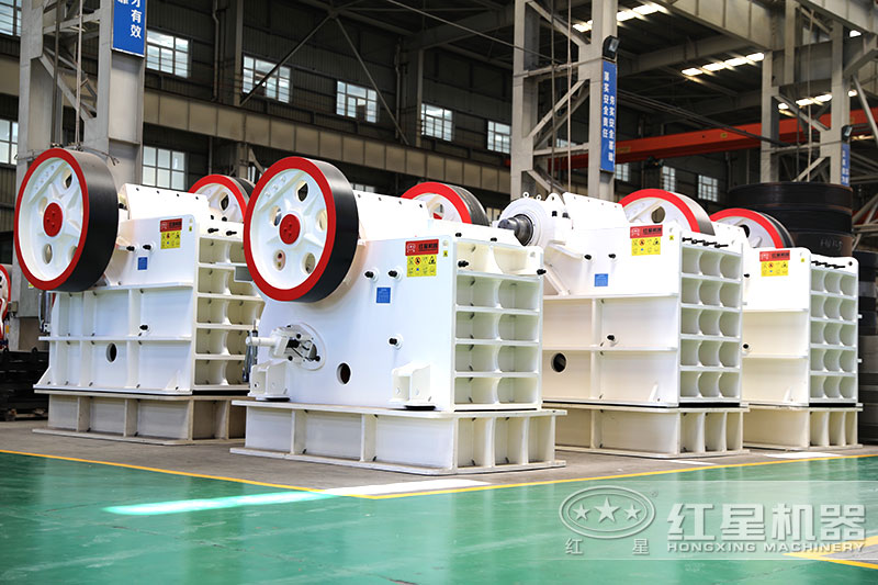 顎式破碎機(jī)常用的粗碎機(jī) 顎式破碎機(jī)常用的粗碎機(jī)