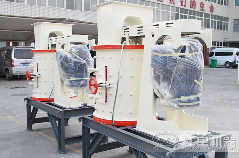 每小時(shí)10噸復(fù)合破碎機(jī)價(jià)格便宜，小型生產(chǎn)線(xiàn)必備