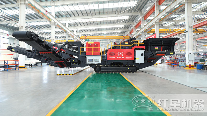 履帶移動(dòng)破碎機(jī)，履帶行走遙控操作