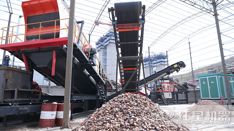 石塊破碎機(jī)適用于各種砂石場(chǎng) 石塊破碎機(jī)適用于各種砂石場(chǎng)