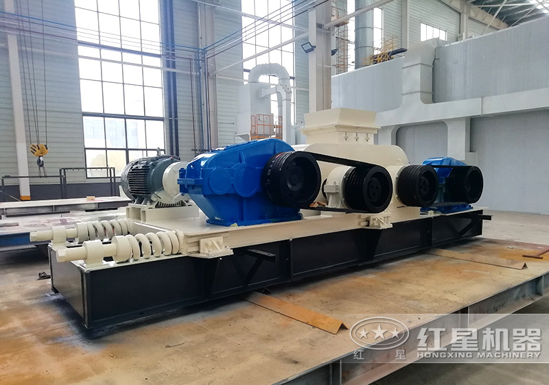 小型液壓對(duì)輥破碎機(jī)常用型號(hào)及價(jià)格，提供現(xiàn)場(chǎng)視頻