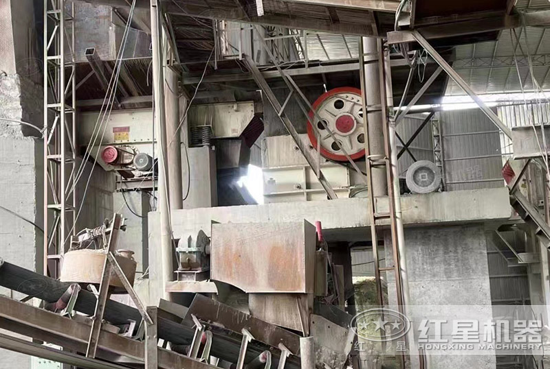 粗破鄂式破碎機(jī)-69鄂破價(jià)格是多少，帶生產(chǎn)線視頻