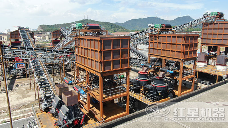 石塊破碎設(shè)備配置的大型制砂生產(chǎn)線(xiàn) 石塊破碎設(shè)備配置的大型制砂生產(chǎn)線(xiàn)